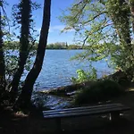 Lakeside Comfort With Balcony *