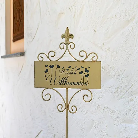 Lakeside Comfort With Balcony Appartement Eutin