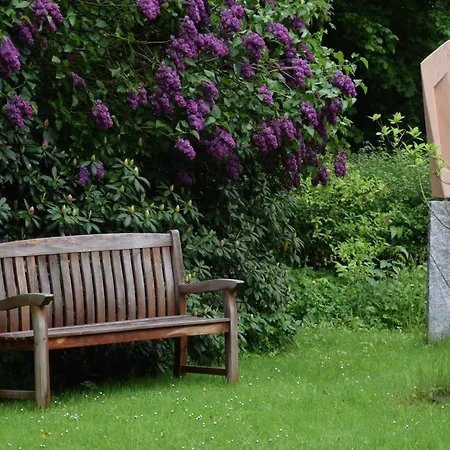 Lakeside Comfort With Balcony * 유틴