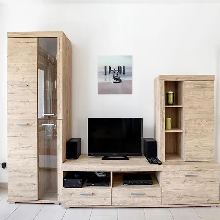 Appartement Lakeside Comfort With Balcony